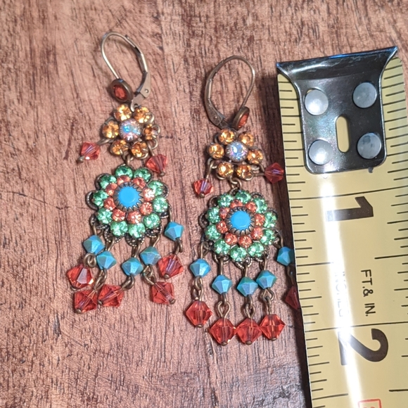 Sparkly crystal dangle earrings coral green blue - Picture 3 of 4